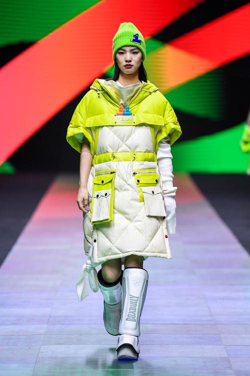 2021/22秋冬中国国际皮革裘皮时装流行发布在海宁举行
